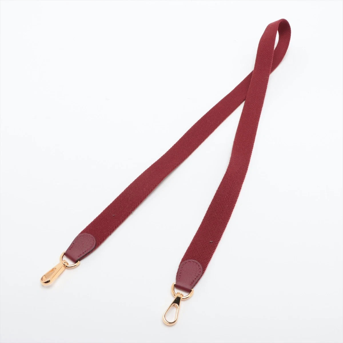 Evelyne 16 Taurillon Clemence Rouge H Gold Hardware