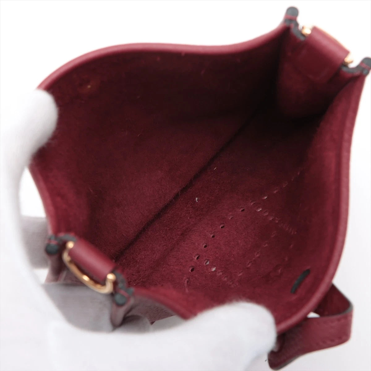 Evelyne 16 Taurillon Clemence Rouge H Gold Hardware