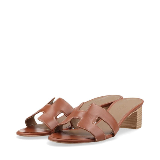 Hermès Oasis Leather Sandals